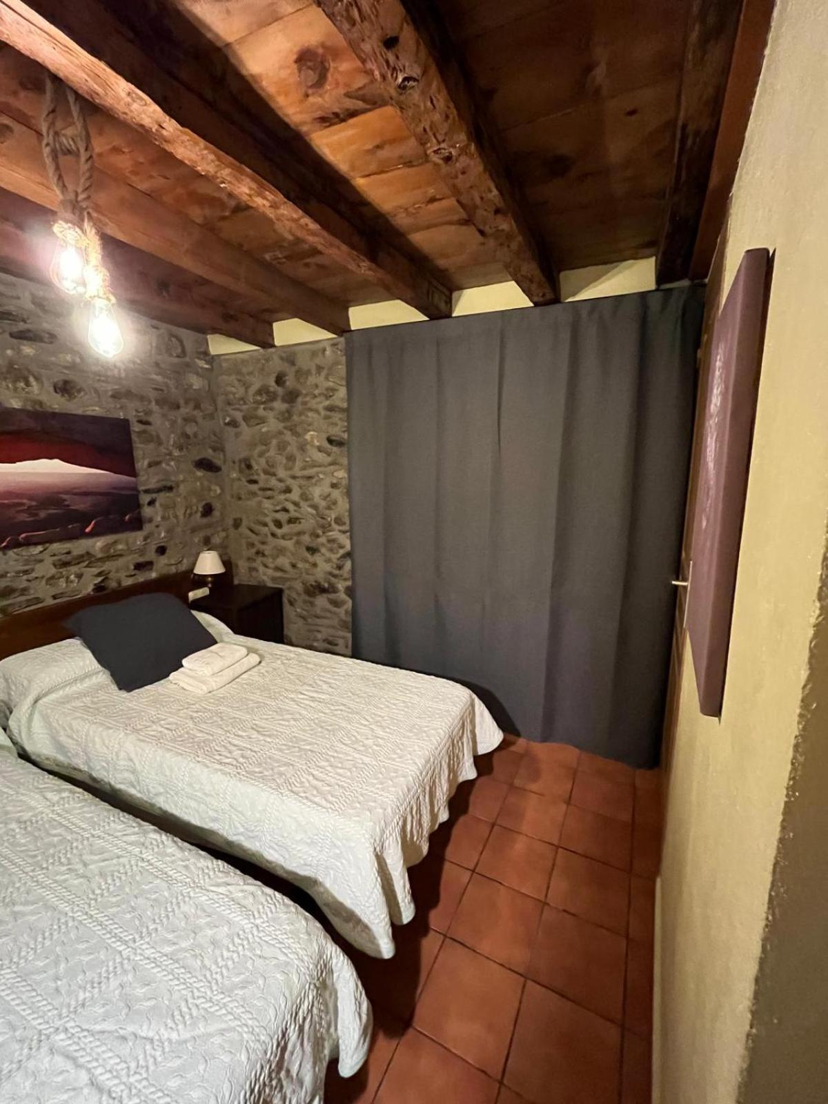 Hostal Rusó Llivia Zewnętrze zdjęcie