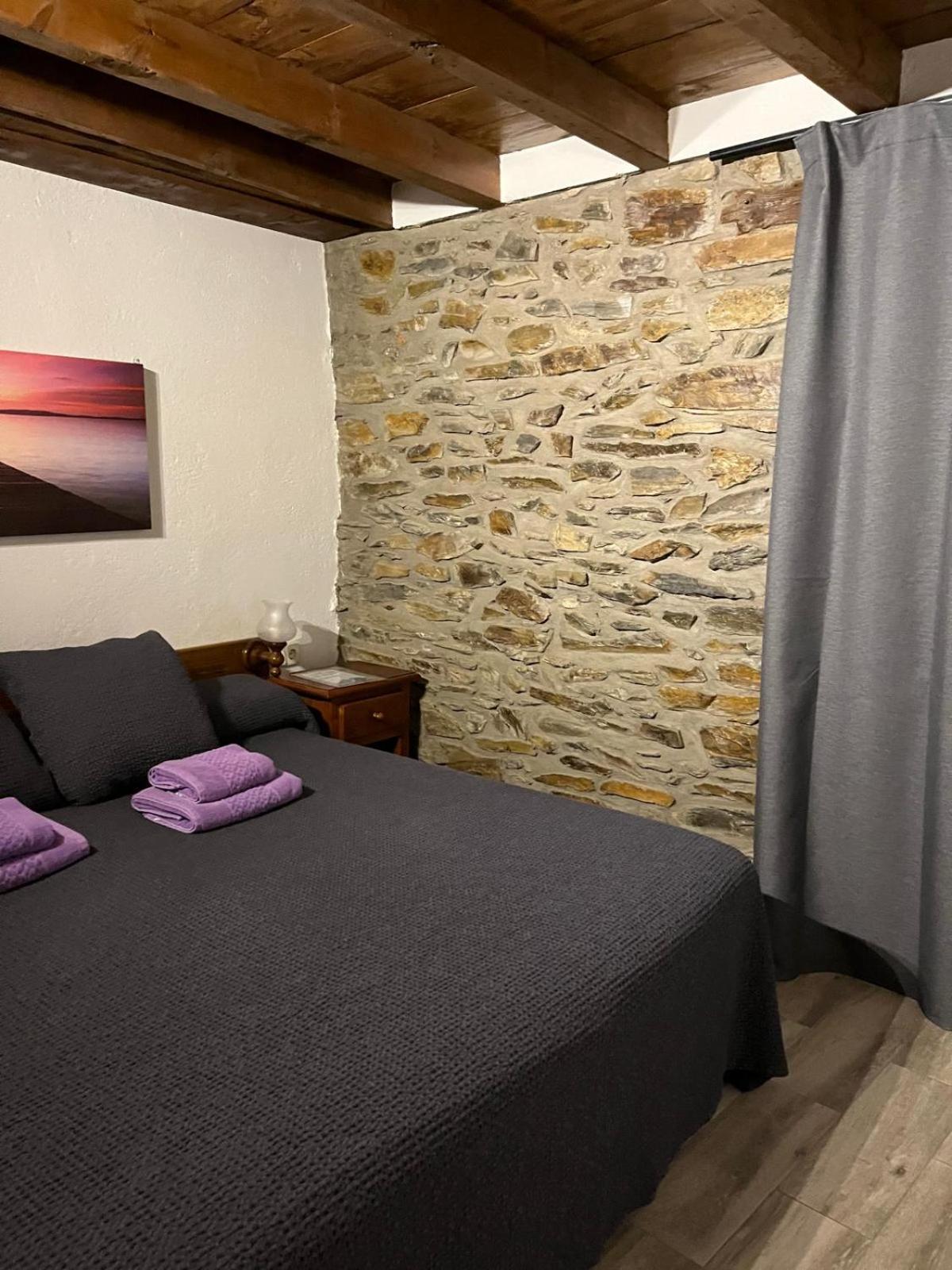 Hostal Rusó Llivia Zewnętrze zdjęcie