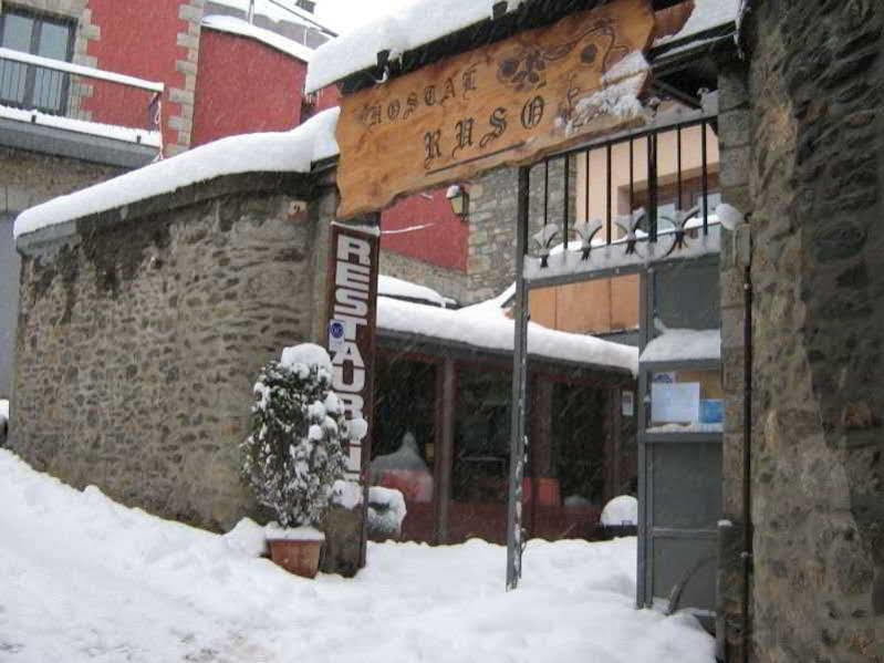Hostal Rusó Llivia Zewnętrze zdjęcie